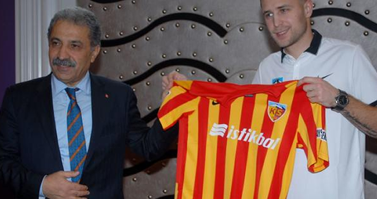 Kayserispor Artem Kravets İle Anlaştı