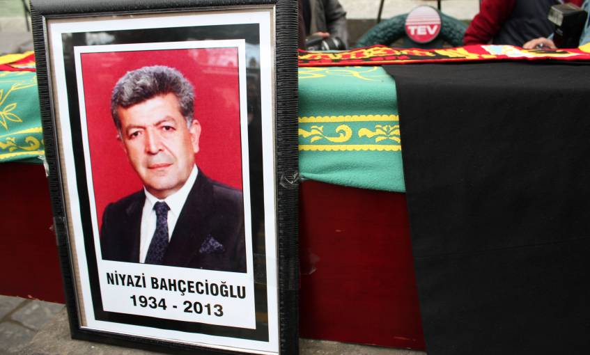 Kayserispor Eski Başkanlarından Niyazi Bahçecioğlu Vefat Etti.