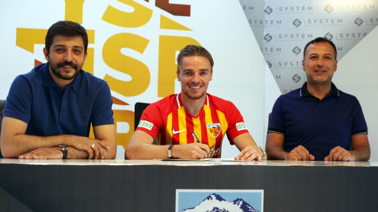 Kayserispor Ben Rienstra ile 2 Yıllık Anlaştı.