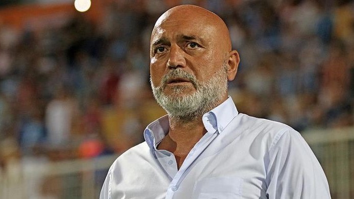 Hikmet Karaman Tekrar İstifa Etti.