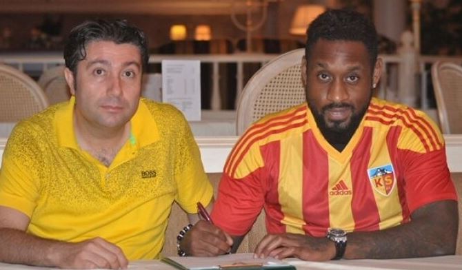 Kayserispor Jean Armel Kana Biyik ile Sözleşme İmzaladı