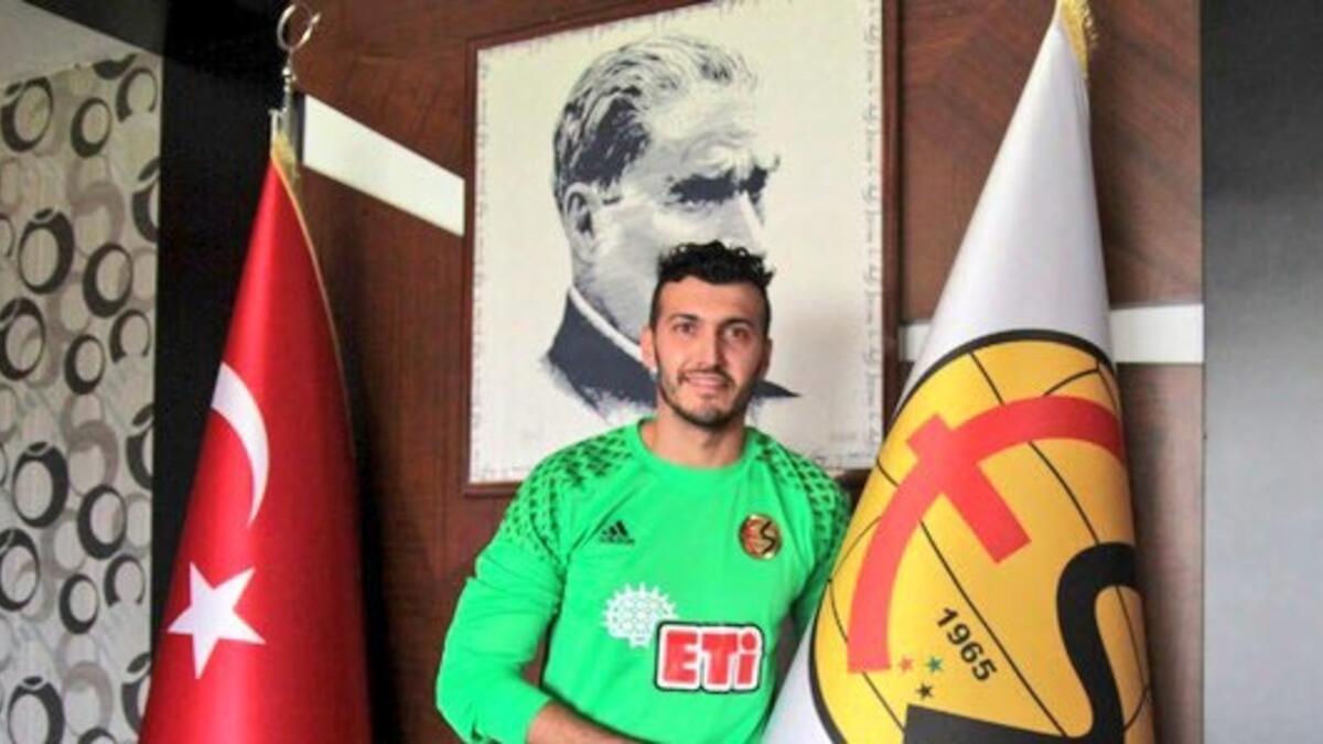 Kayserispor'lu Kayacan Erdoğan Eskişehirspor ile Anlaştı.