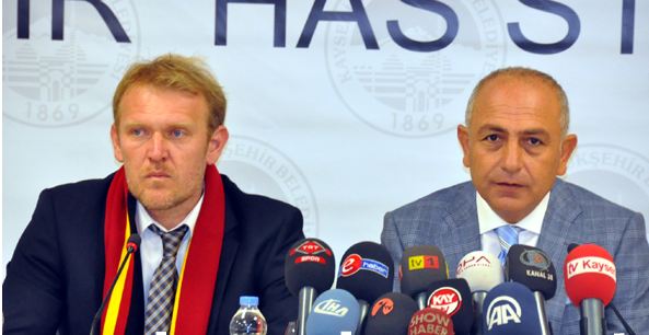 Kayserispor Prosinecki ile Sözleşme İmzaladı.