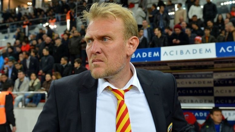 Kayserispor'un Yeni Hocası Prosinecki oldu.