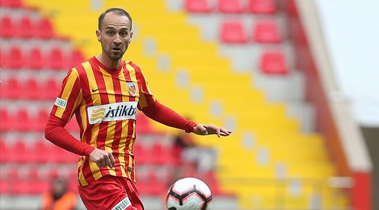 Şamil Çinaz'dan Ayrılık Mesajı