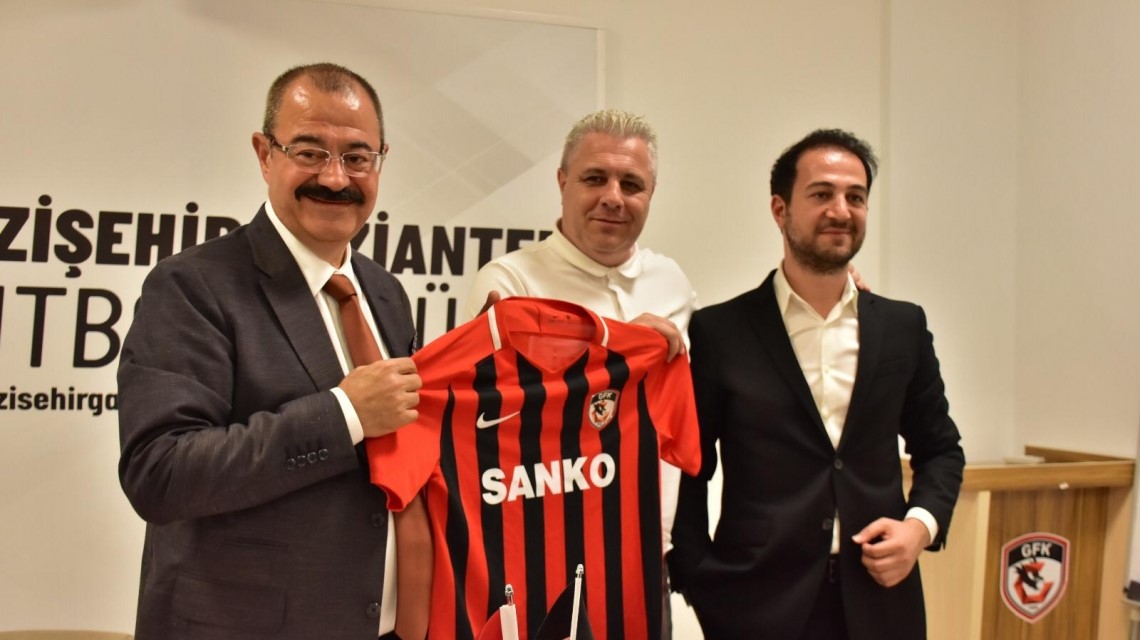 Kayserispor'un Eski Teknik Direktörü Sumudica Gazişehir ile Anlaştı.
