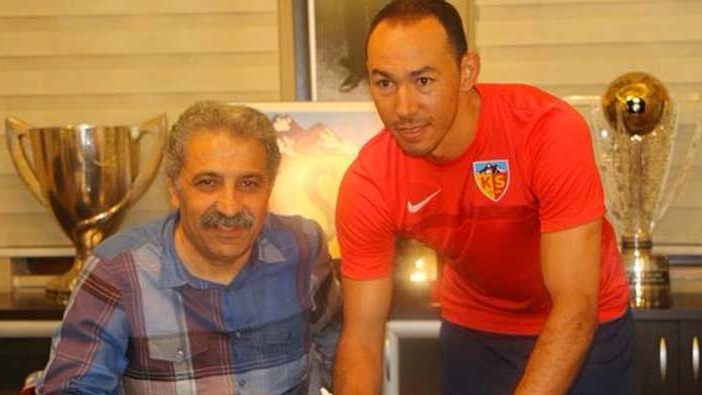 Kayserispor Umut Bulut ile Sözleşme İmzaladı